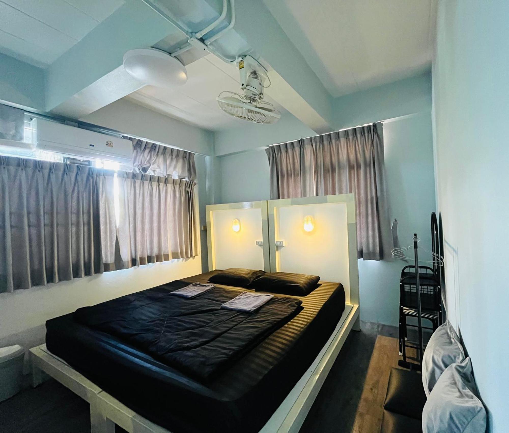 Patone Hostel Аюттхая Экстерьер фото