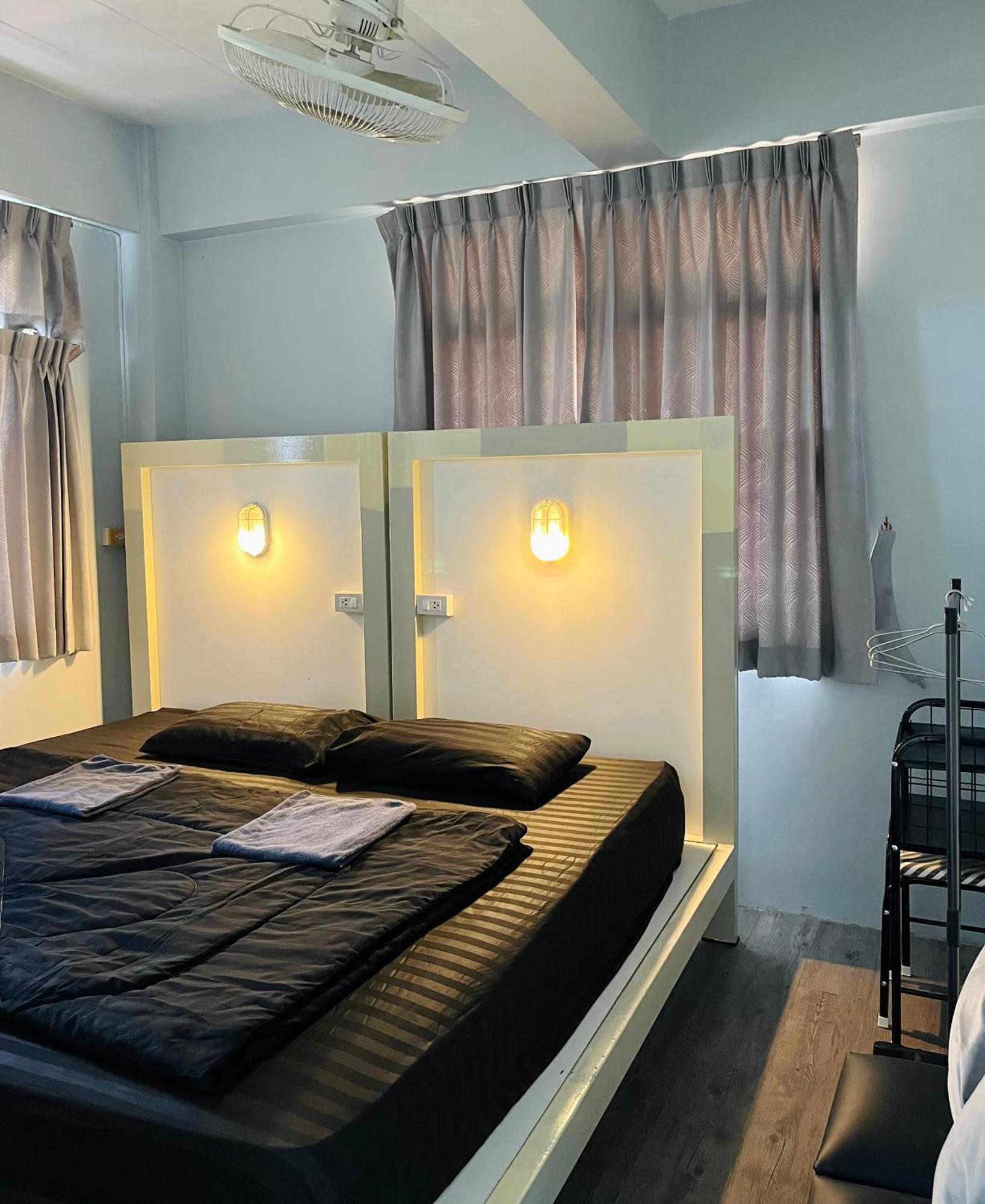 Patone Hostel Аюттхая Экстерьер фото
