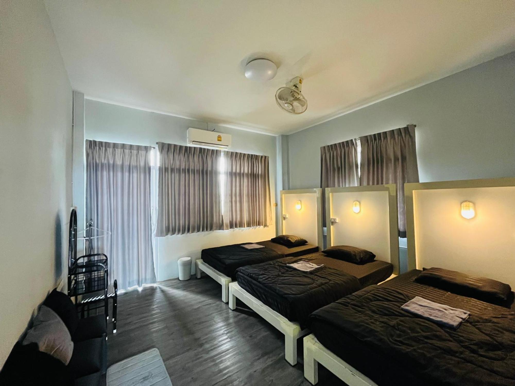 Patone Hostel Аюттхая Экстерьер фото